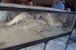 sea princess naples italy 251 (800x530)